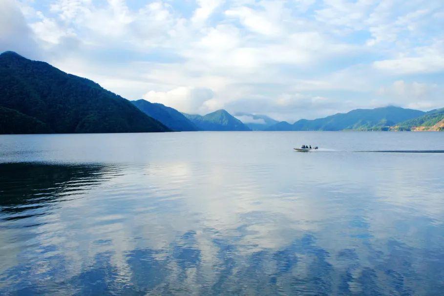 长白山夏季旅游攻略（长白山冬季1月旅游攻略大全）