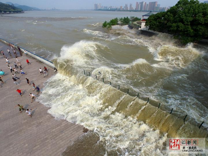 钱塘江今日潮水涨落时间（钱塘江大潮观潮时间）