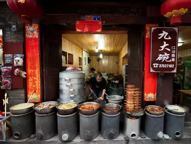 成都周边古镇旅游景点大全排名（成都旅游攻略五日游）