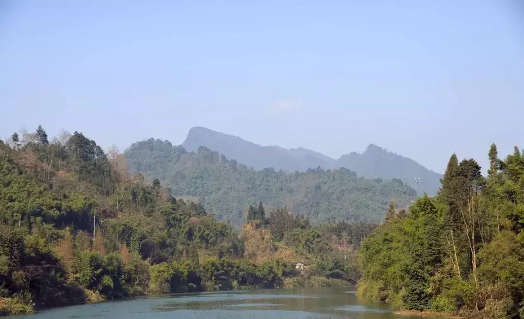 成都周边古镇旅游景点大全排名（成都旅游攻略五日游）