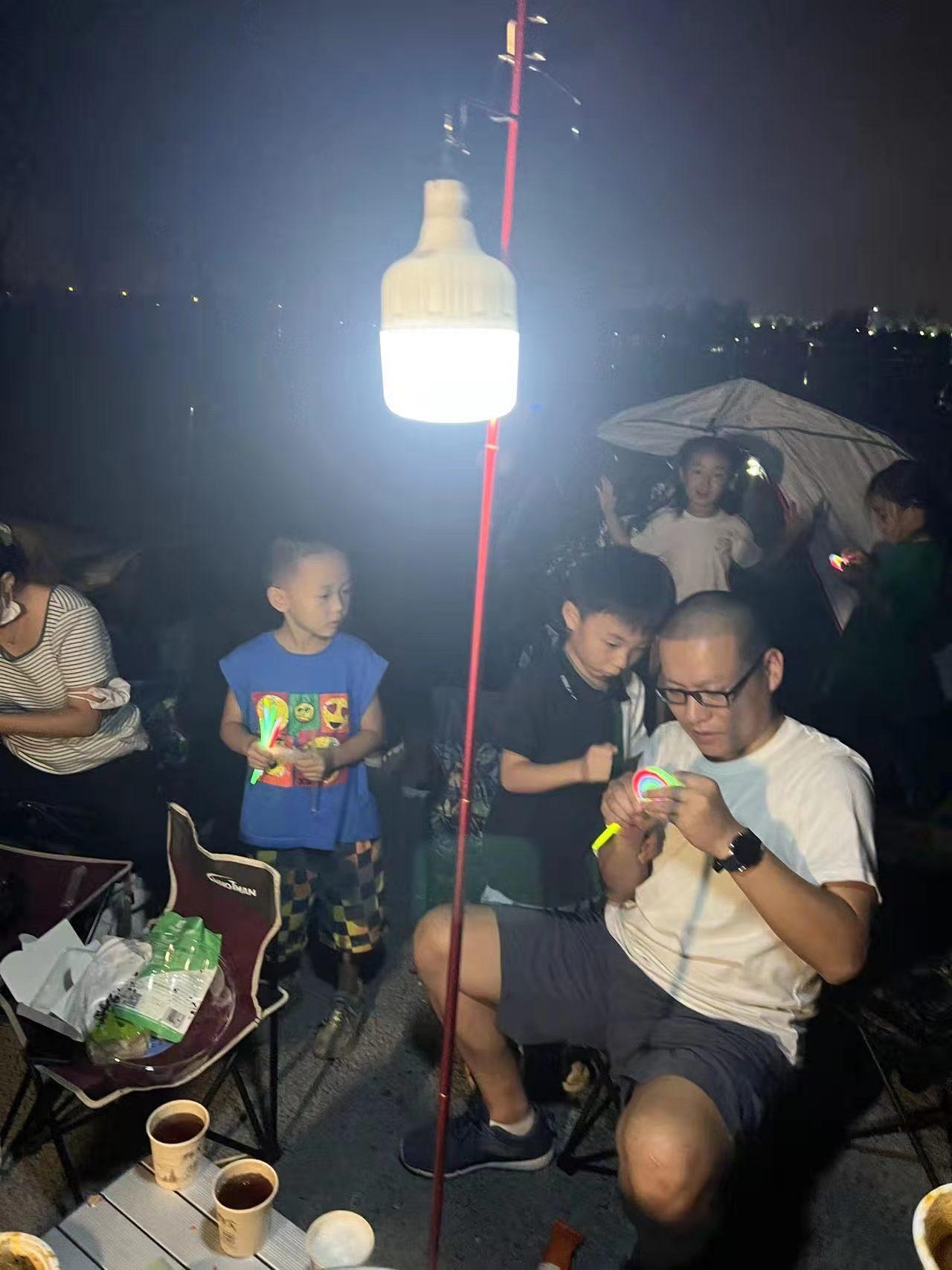 酱香型酒和浓香型酒哪种好喝(酱香型和浓香型白酒的区别)